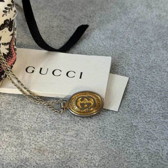 Gucci Gold Logo Pendant Necklace with Box/Dust Bag – Limited Snake Packaging - Picture 2 of 9